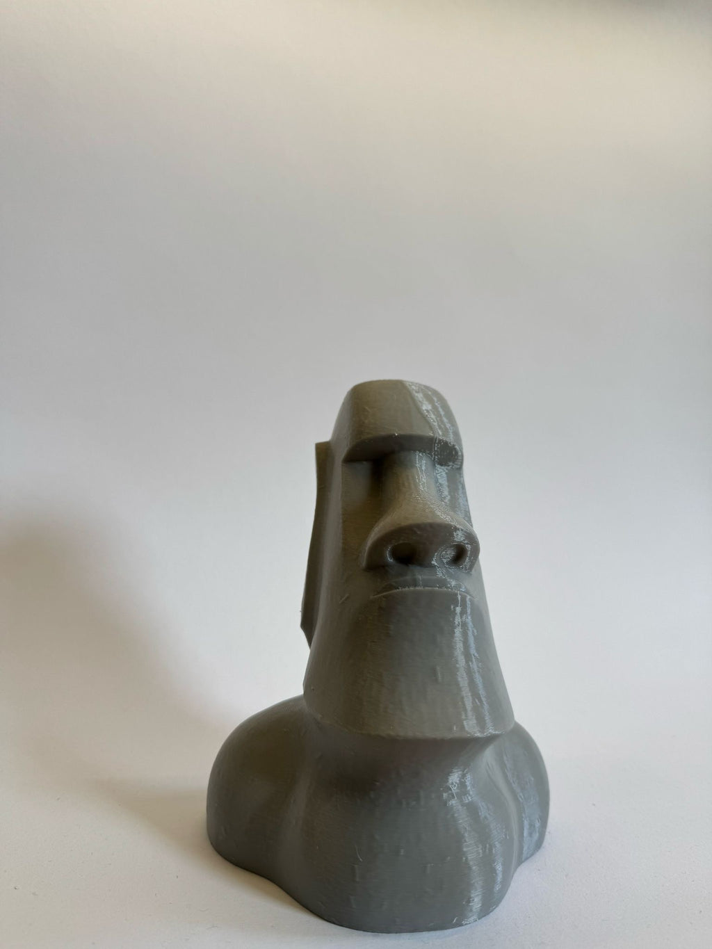 Moai Glasses Holder