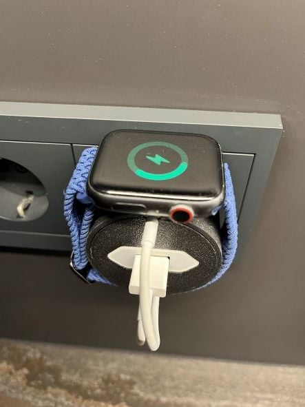 Apple Watch Dock v2