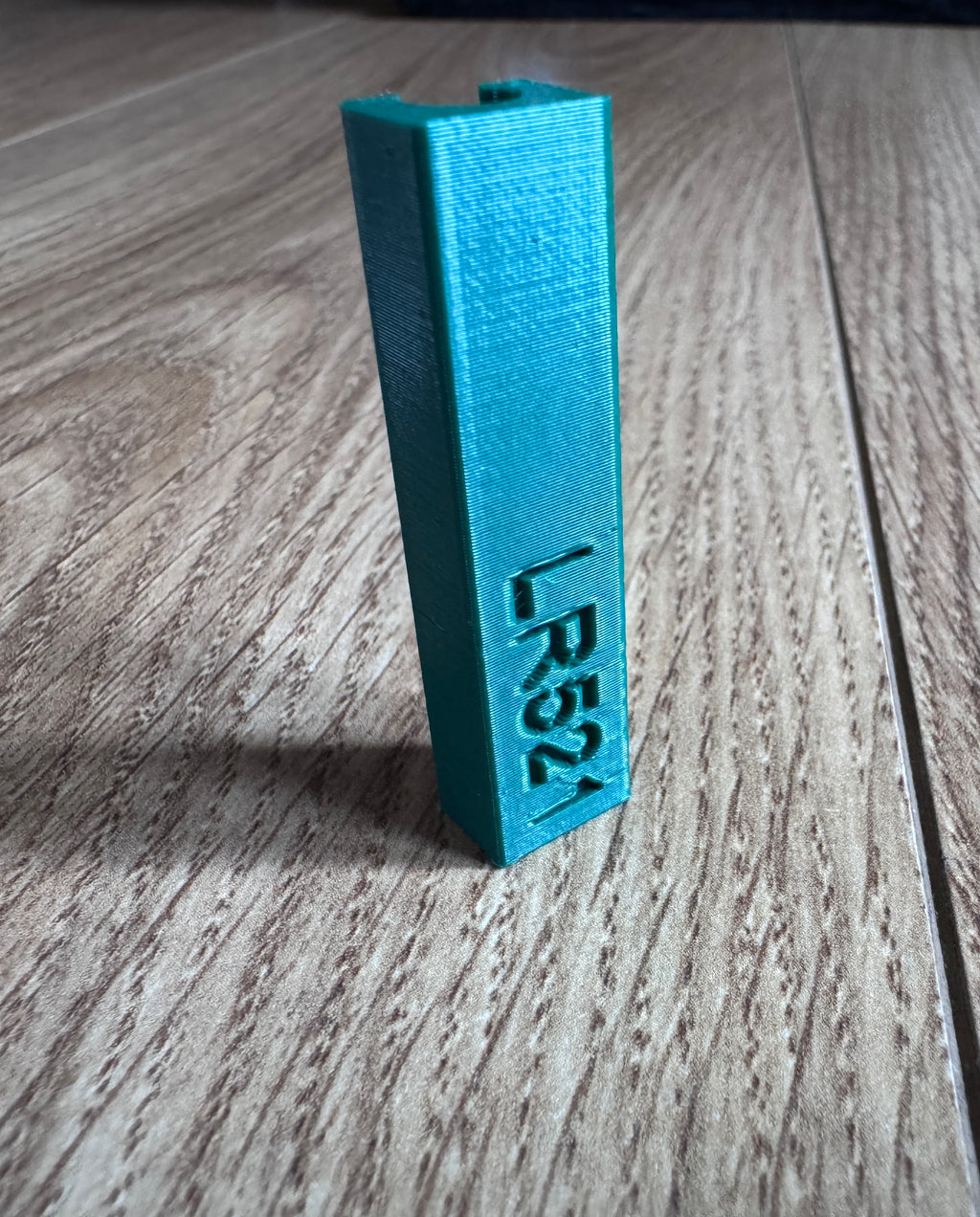 LR521 Battery Holder