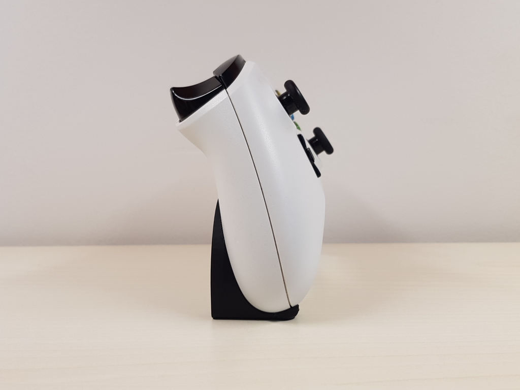 Invisible Xbox ONE Controller Holder Minimalist