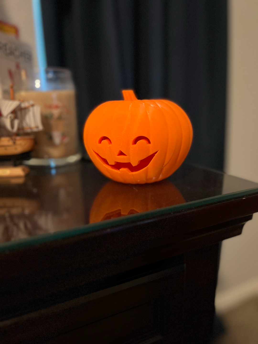 Magnetic Face Changing Pumpkin w/ Tealight