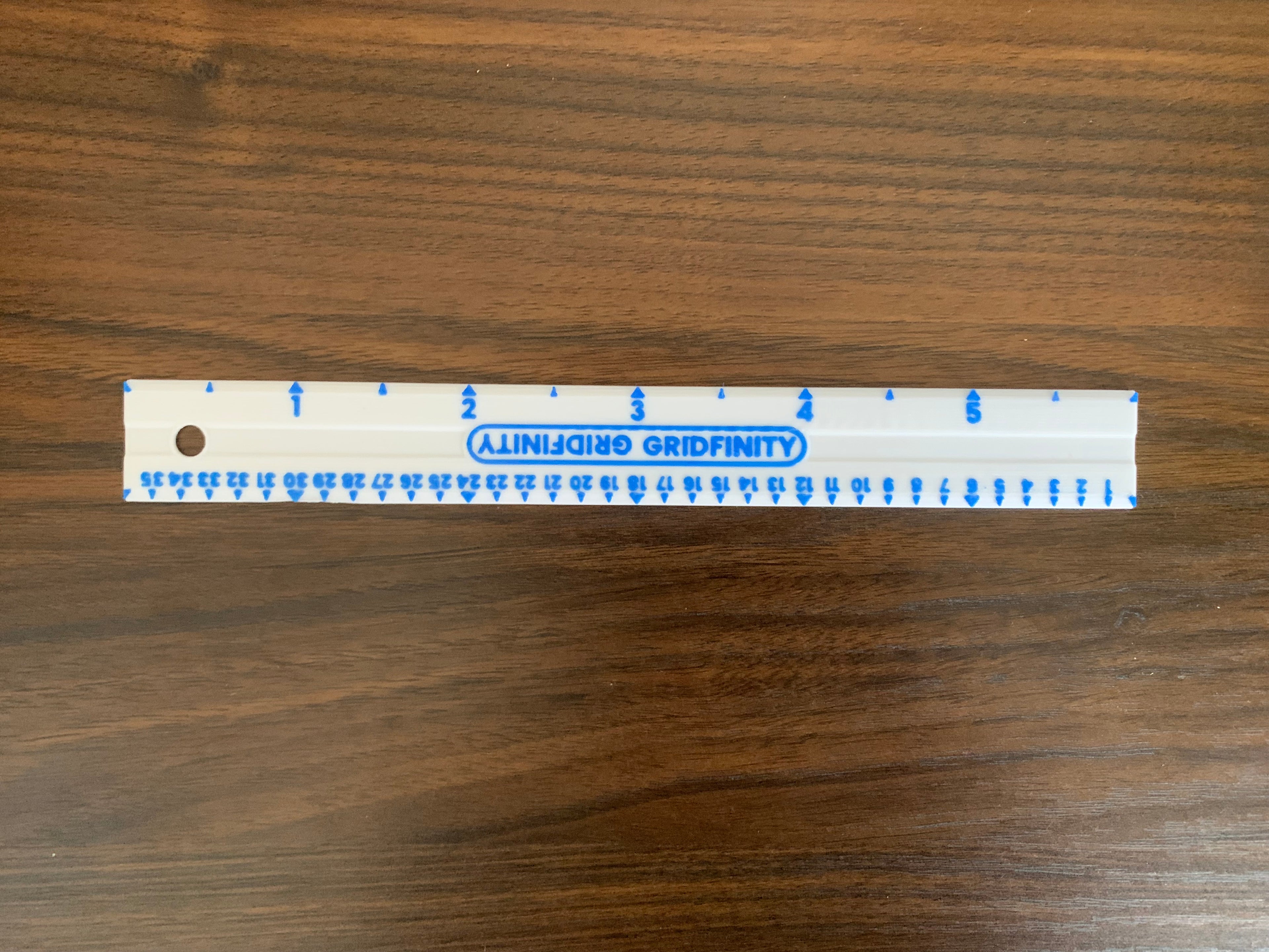 Gridfinity Ruler (6 Units Long)