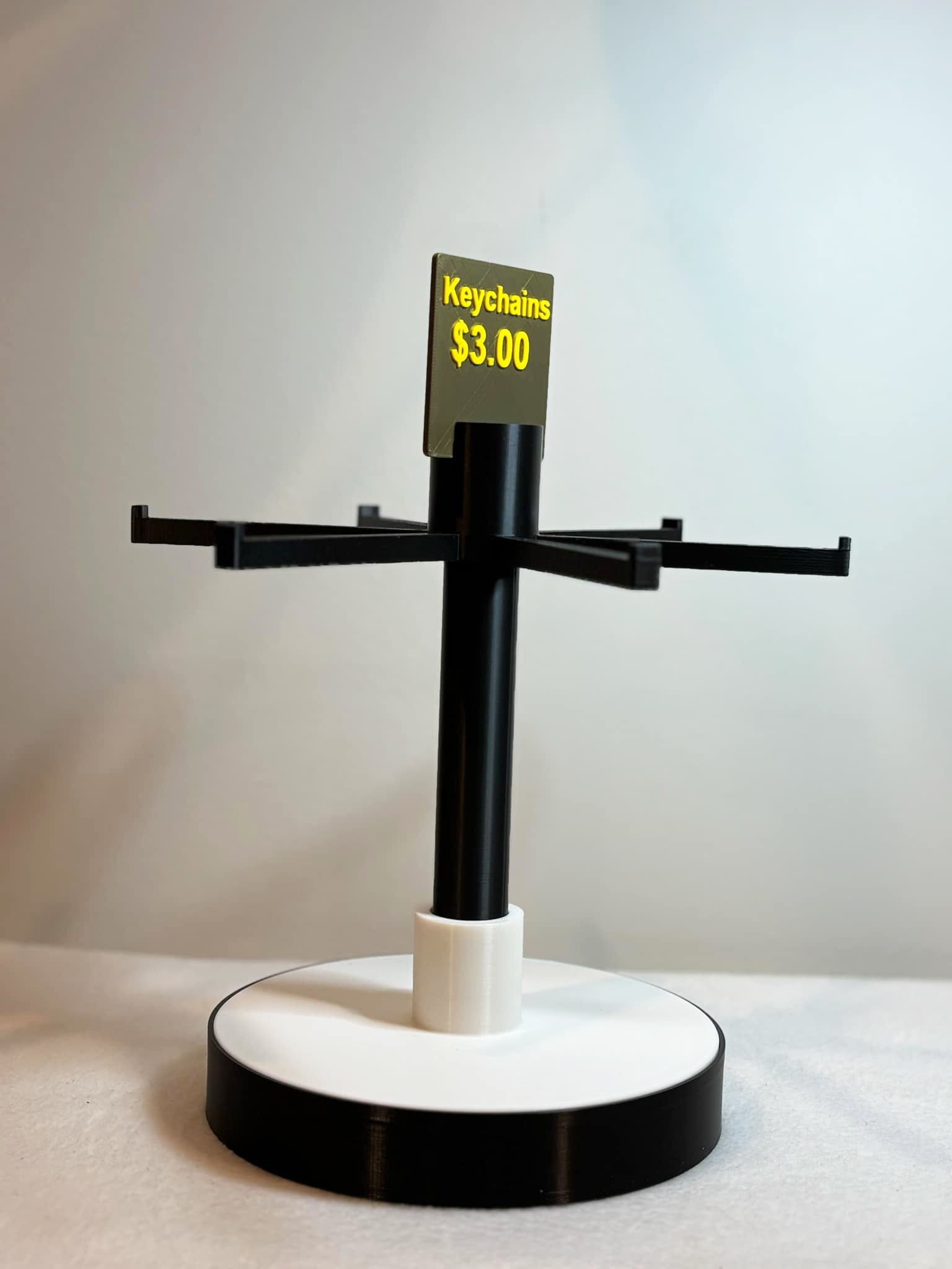 Spinning keychain display stand customizable V2!