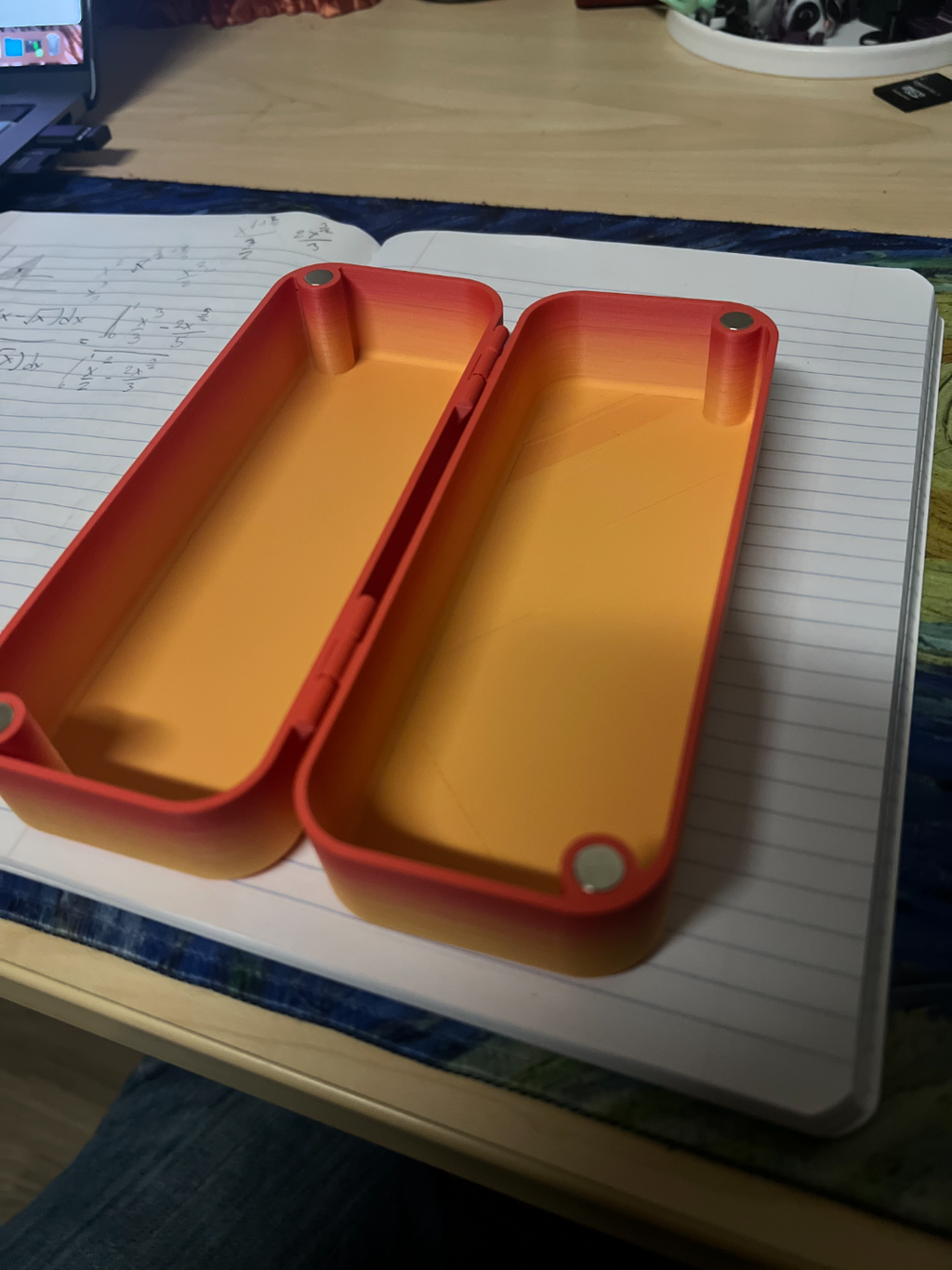 Print-In-Place Magnetic Box