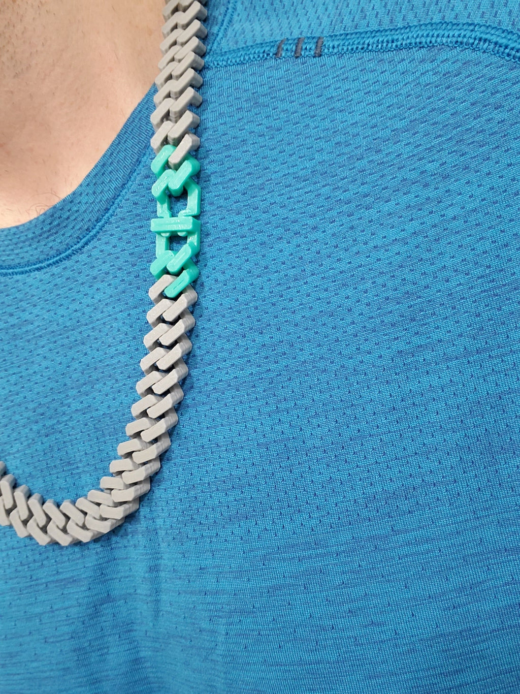 Ultra-Faceted Cuban Chain v100