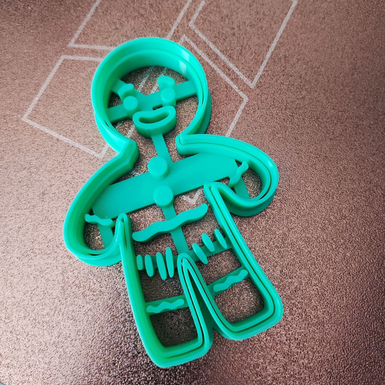 cookie cutter shrek gingerbread