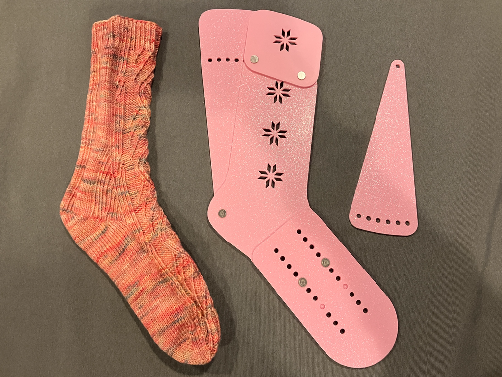 Adjustable Leg/Calf Sock Blocker