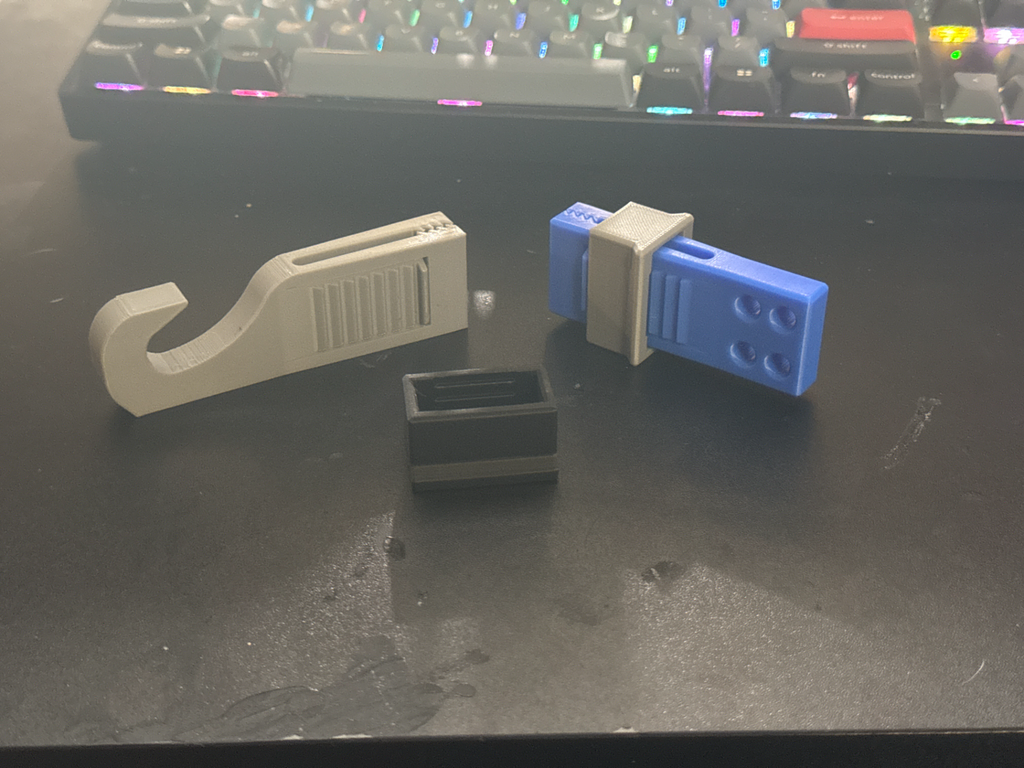 Slide Locking Clip – Secure and Versatile!