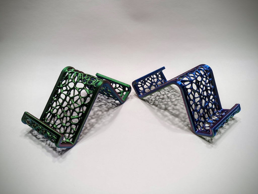 Simple Voronoi Phone Stand