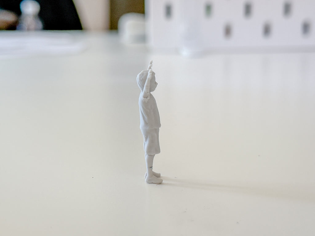 Miniature Kid/Child for your Diorama