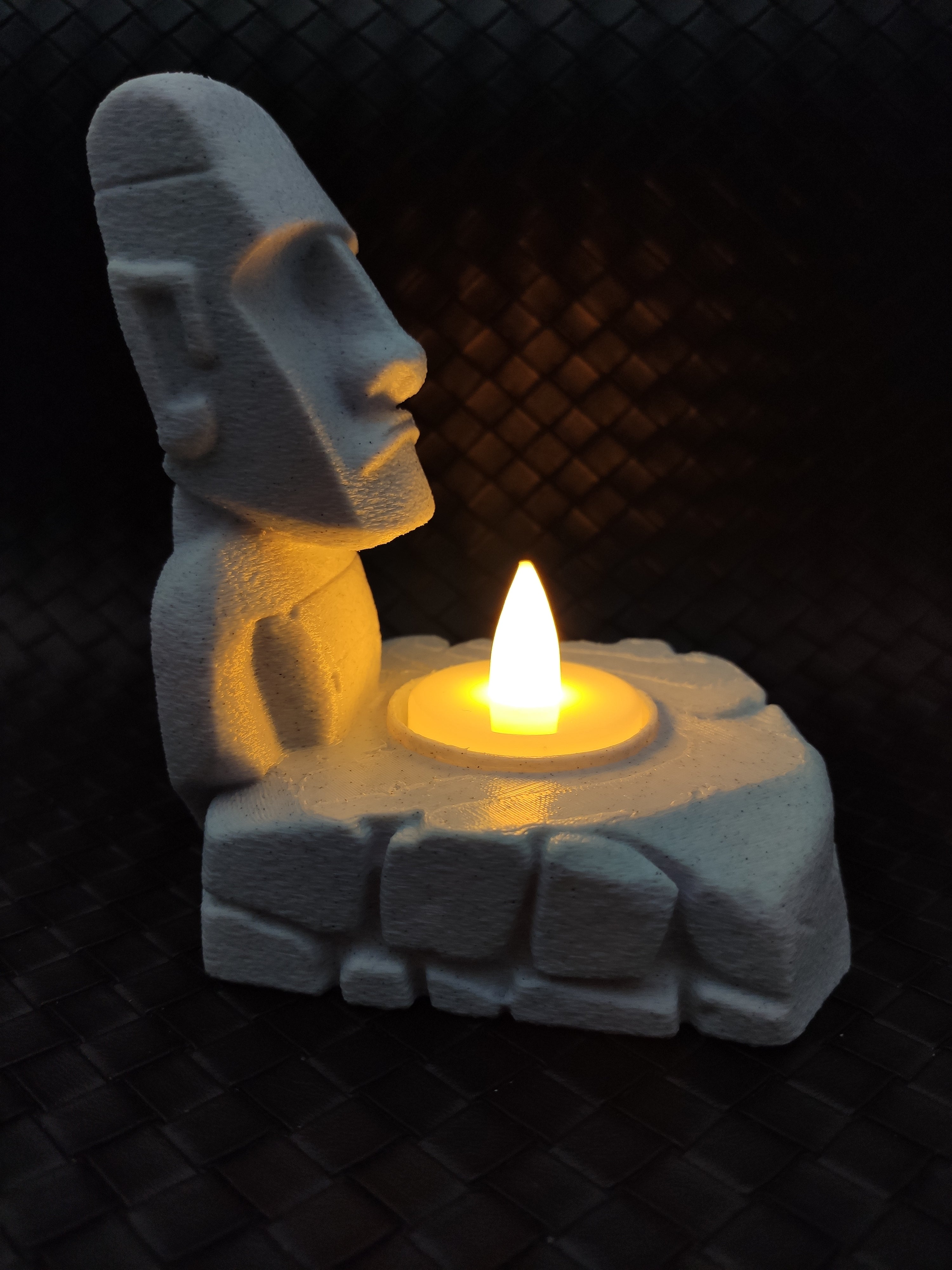 Moai - LED Tea light Holder