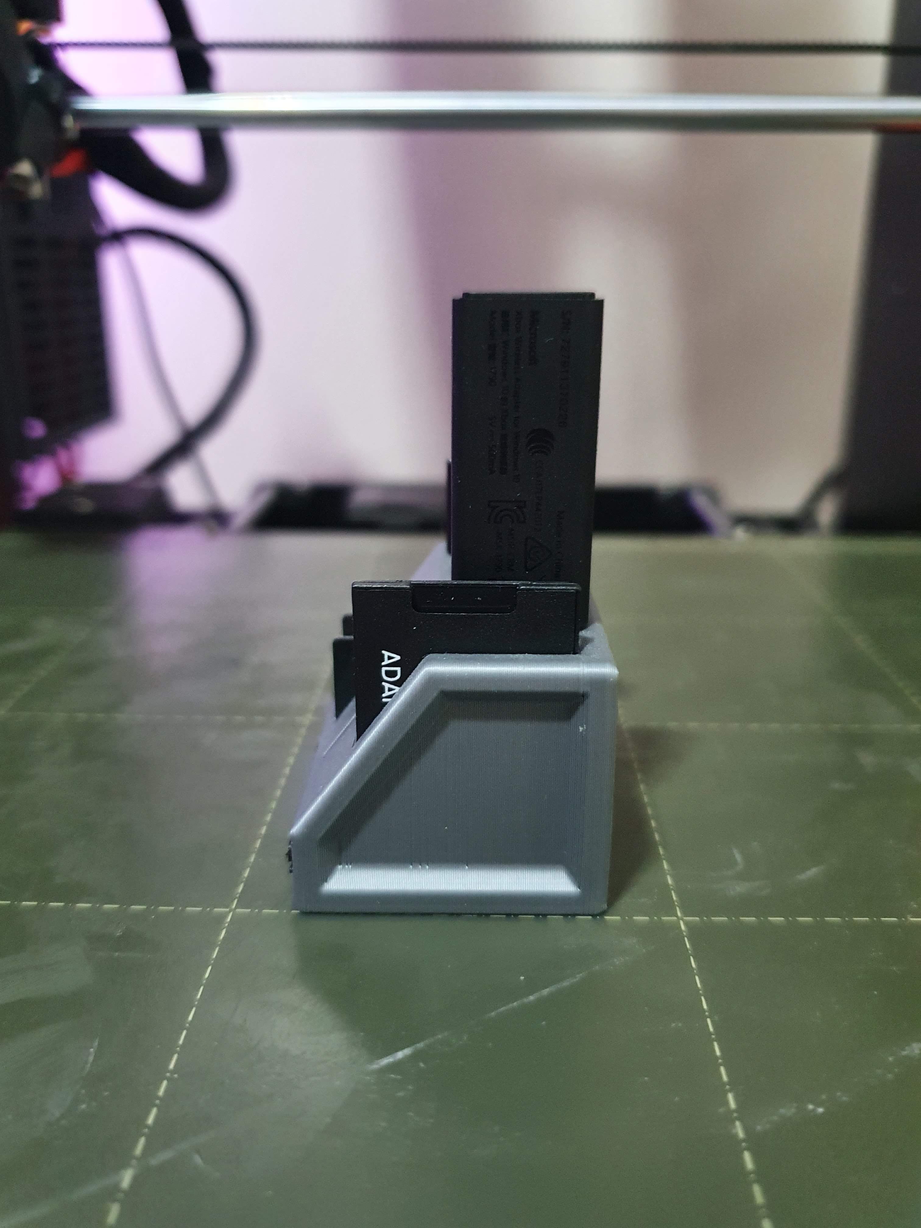 Compact USB & SD Card Holder
