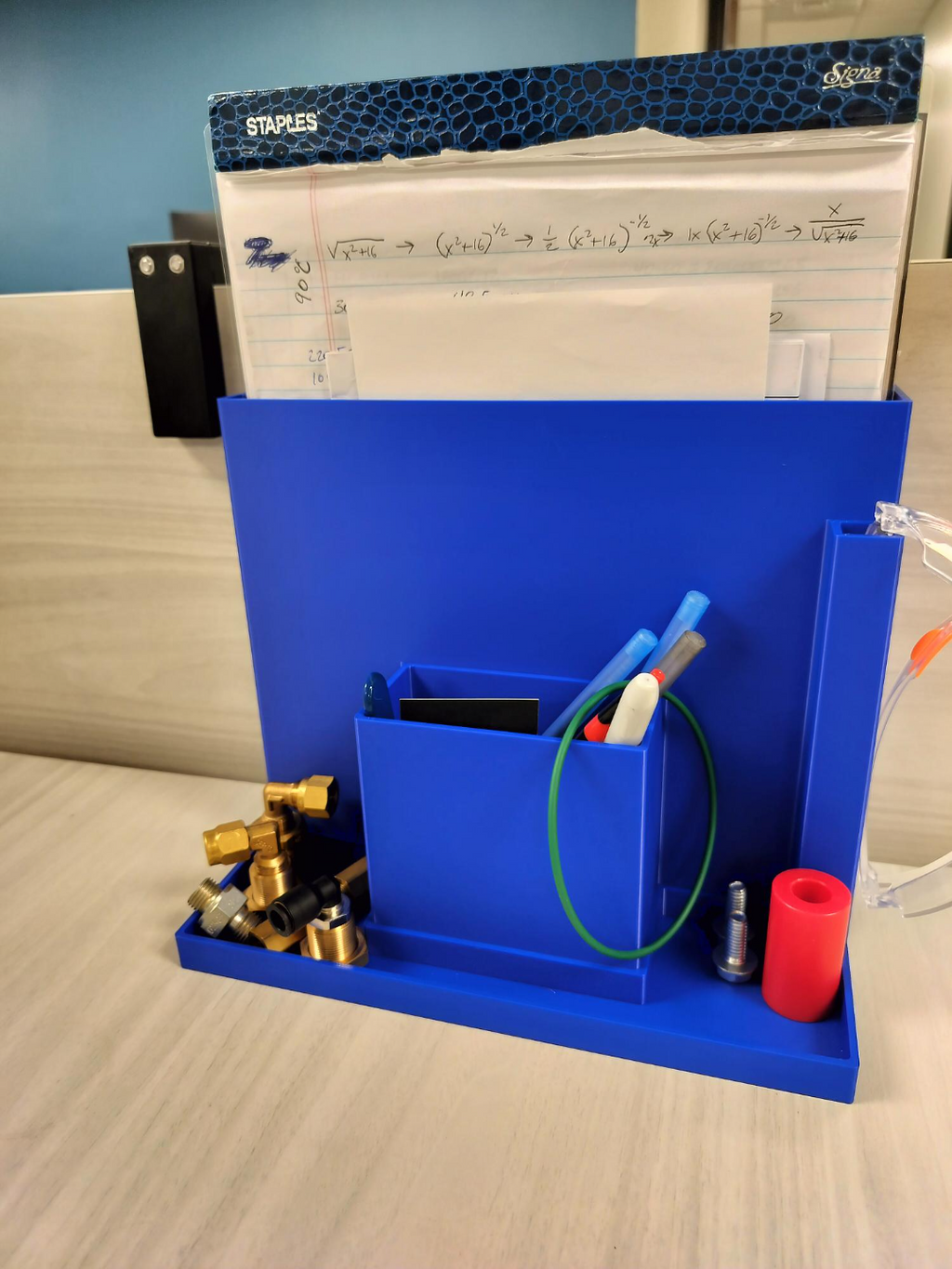 Desk organizer
