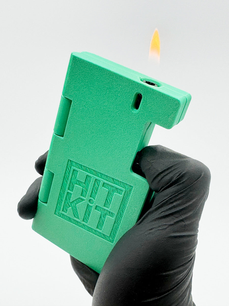 Flamethrower- a clamshell smokes + lighter case