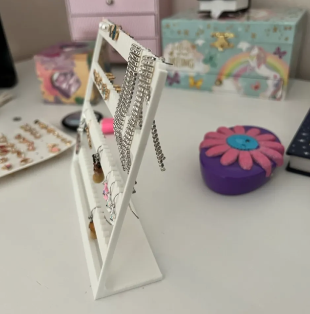 Earing Hanger and Stand