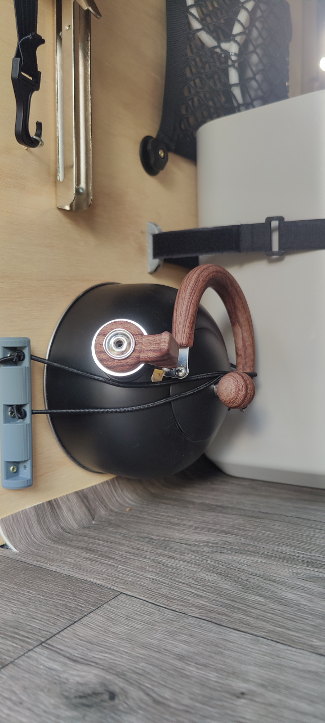 Bungee cord holder