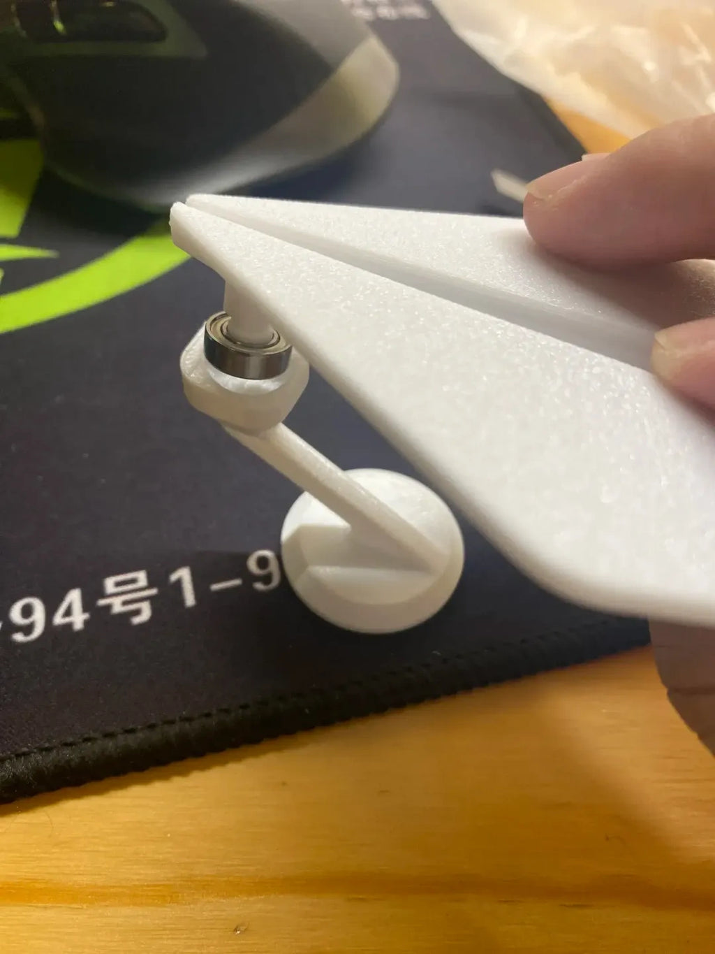 飞机轴承座及轴套