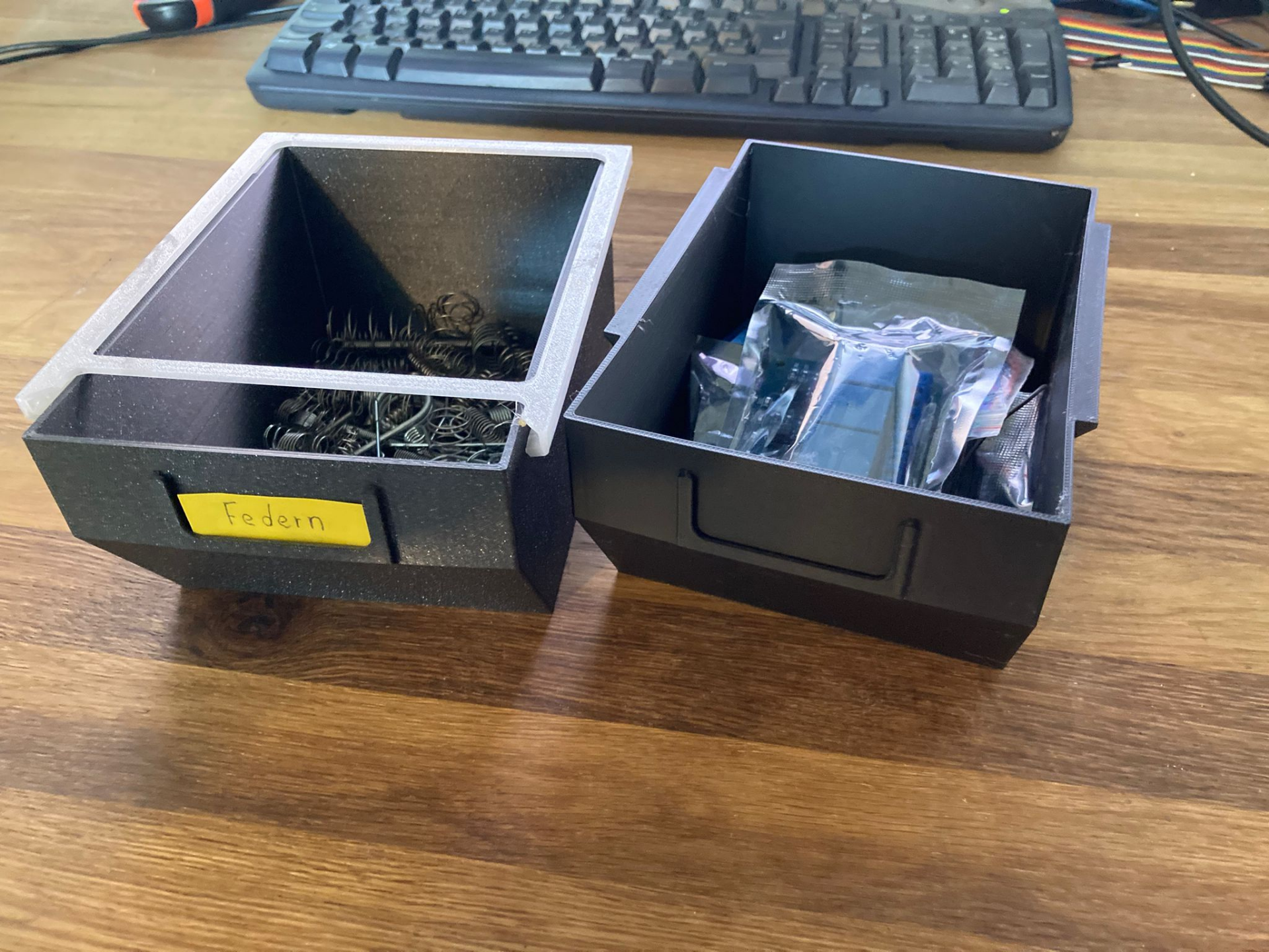 Storage container