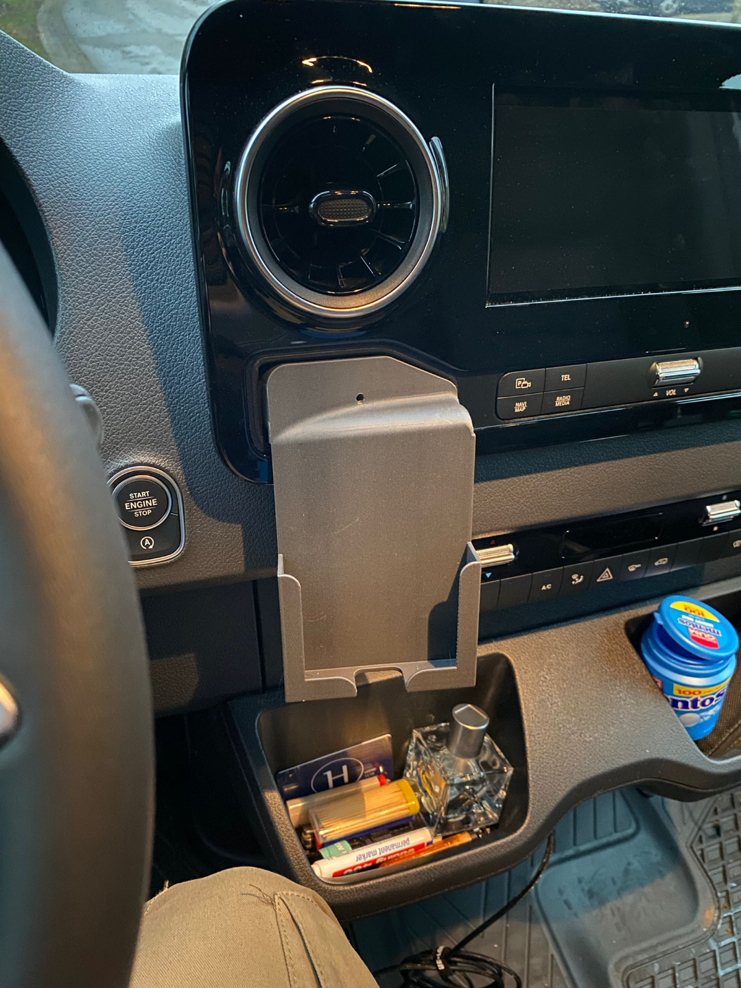 mercedes sprinter otterbox phone holder