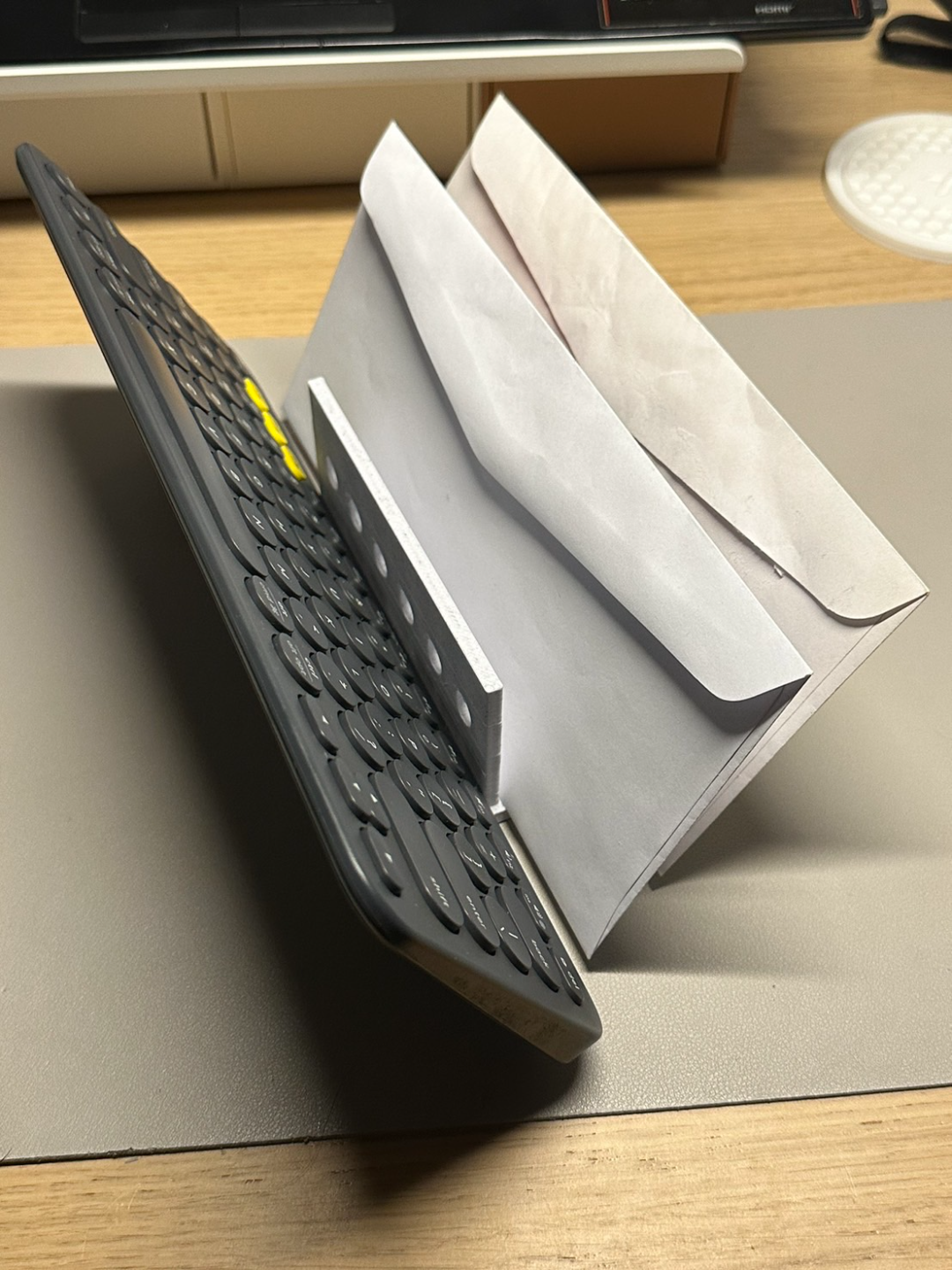 Minimal Letters Organizer