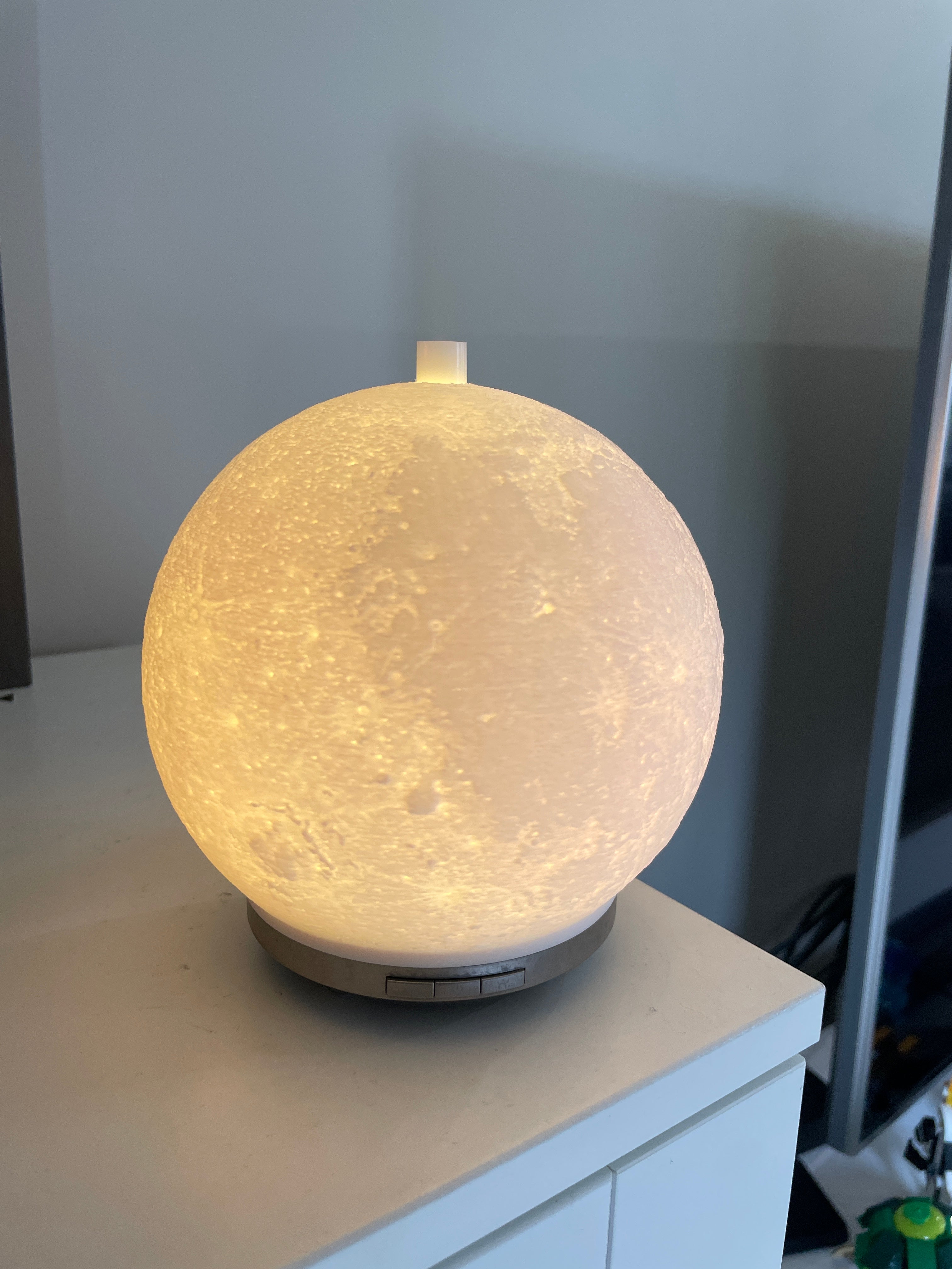 Moon cover for Dusk scent diffuser