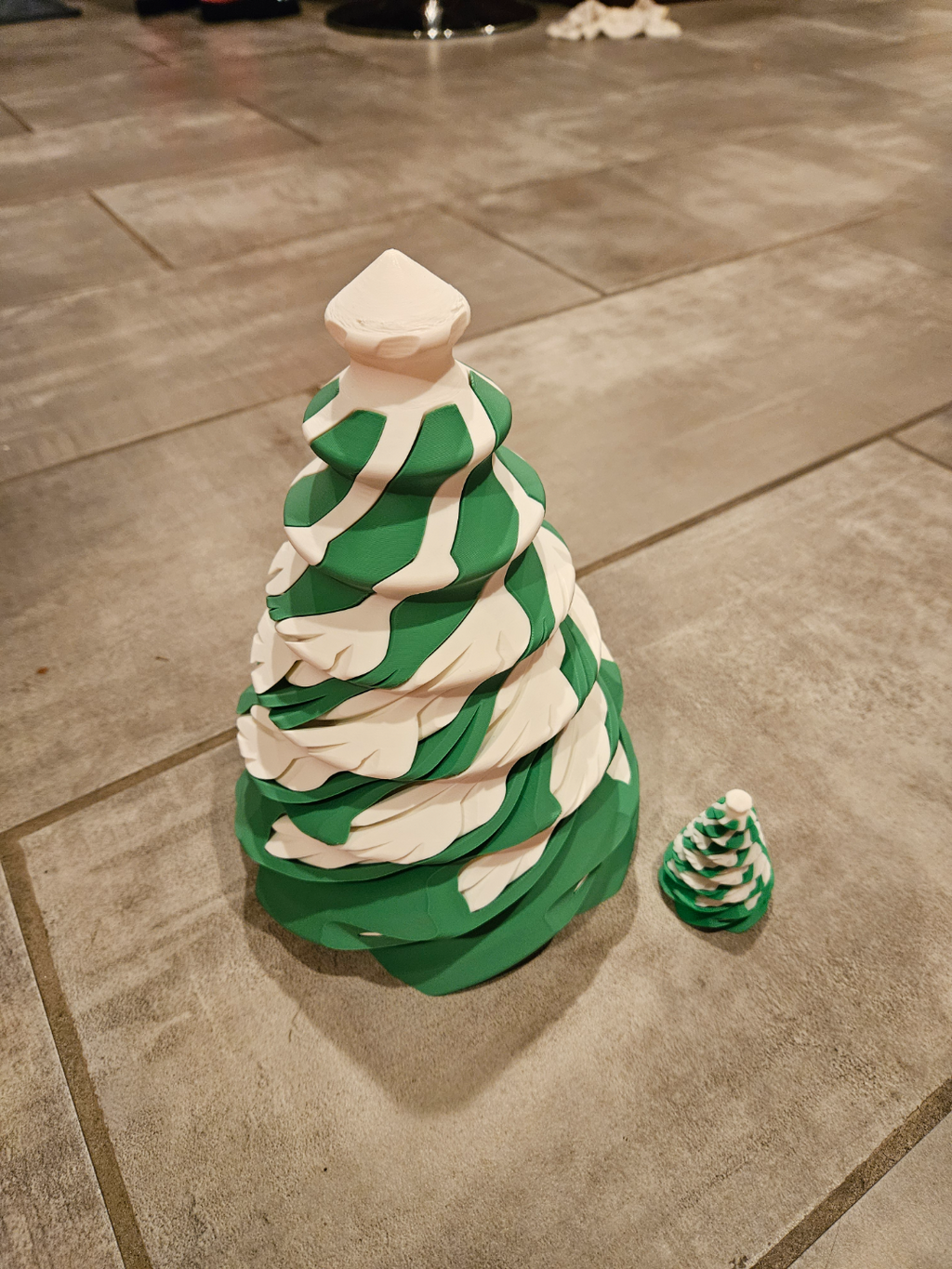 Spiral Snow Flake Christmas Tree
