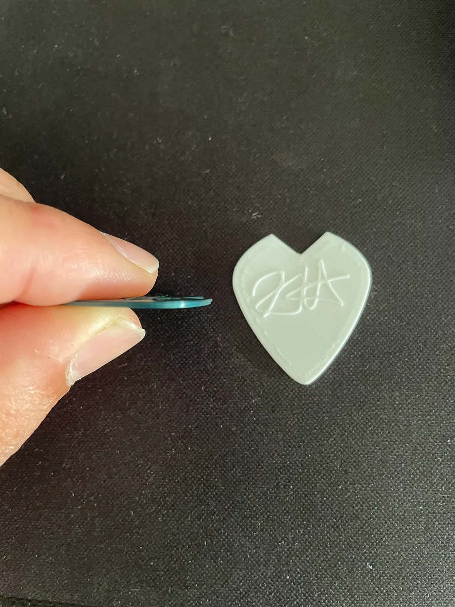 Kirk Hammett Signature Pick