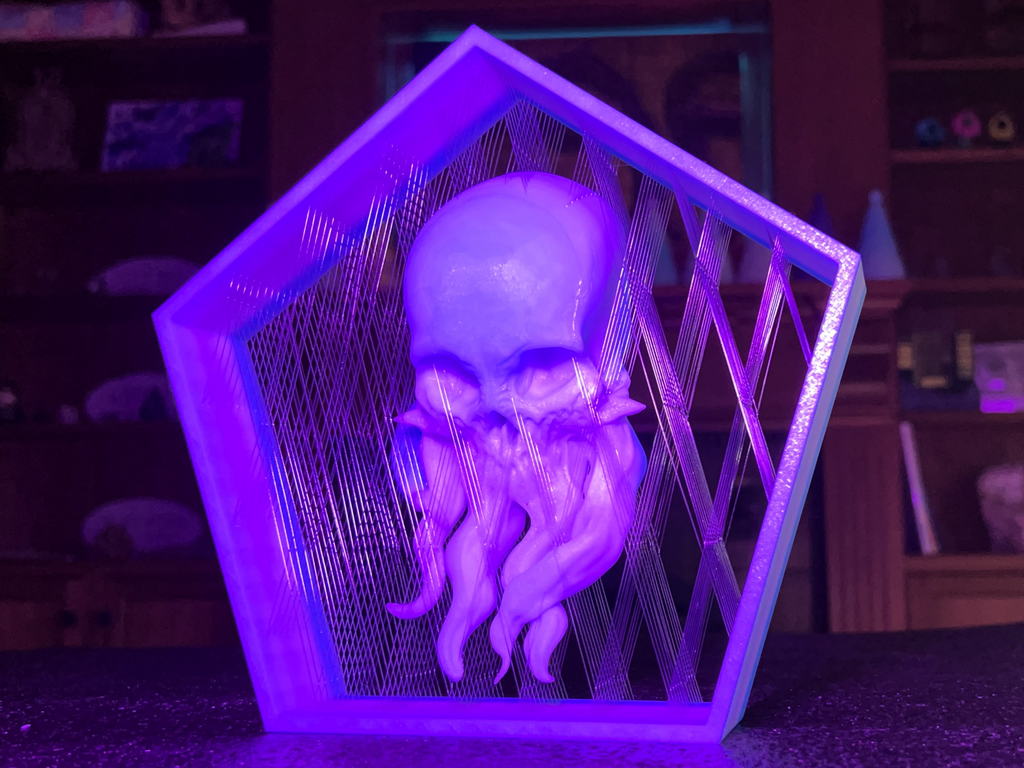 Suspended Tentacle Skull