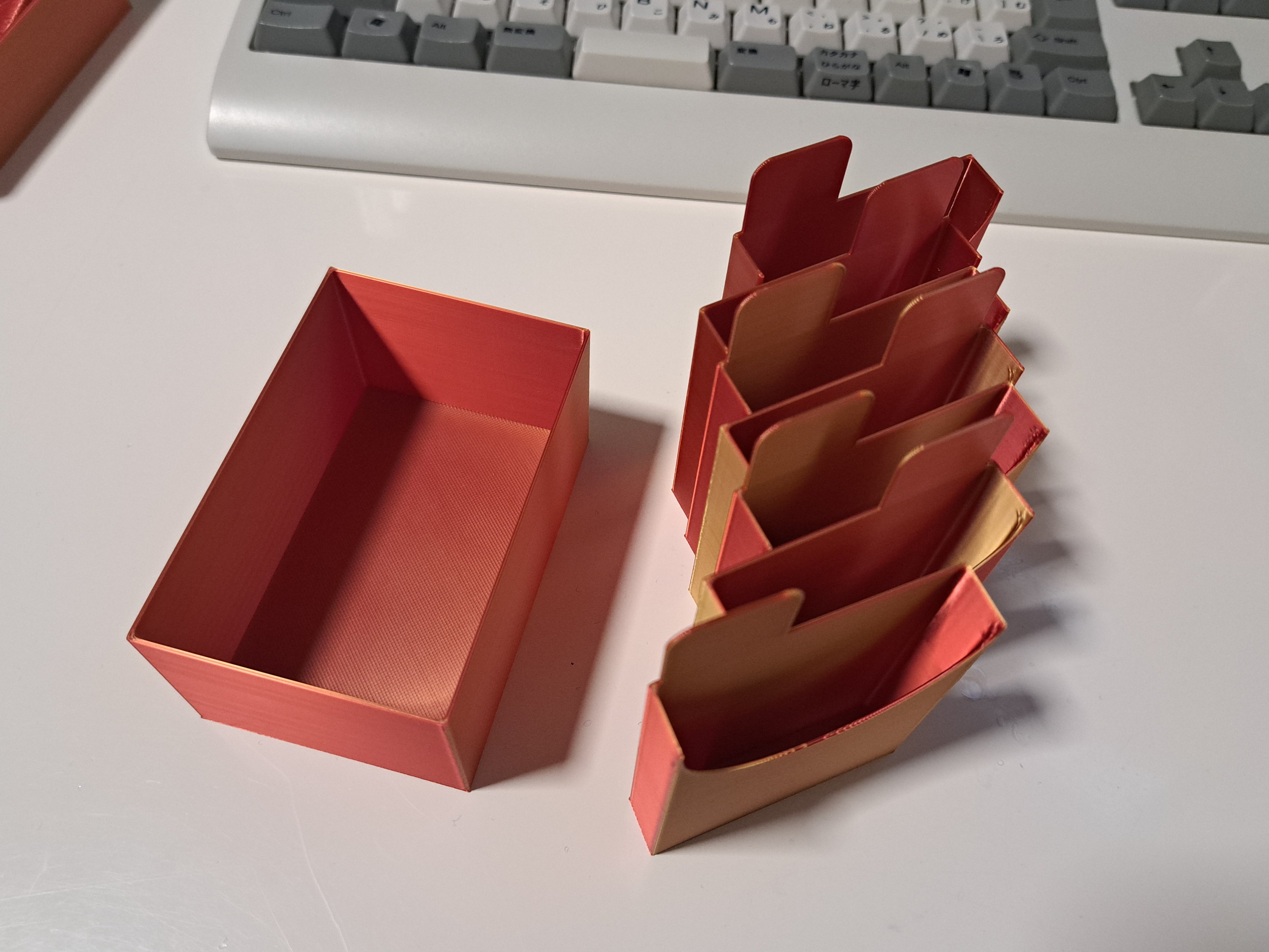 7 slot box organiser