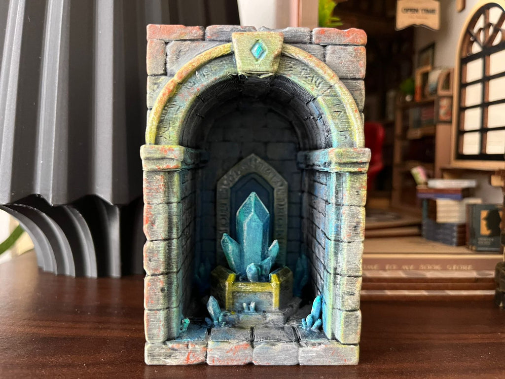 Crystal Corridor Diorama / Book Nook