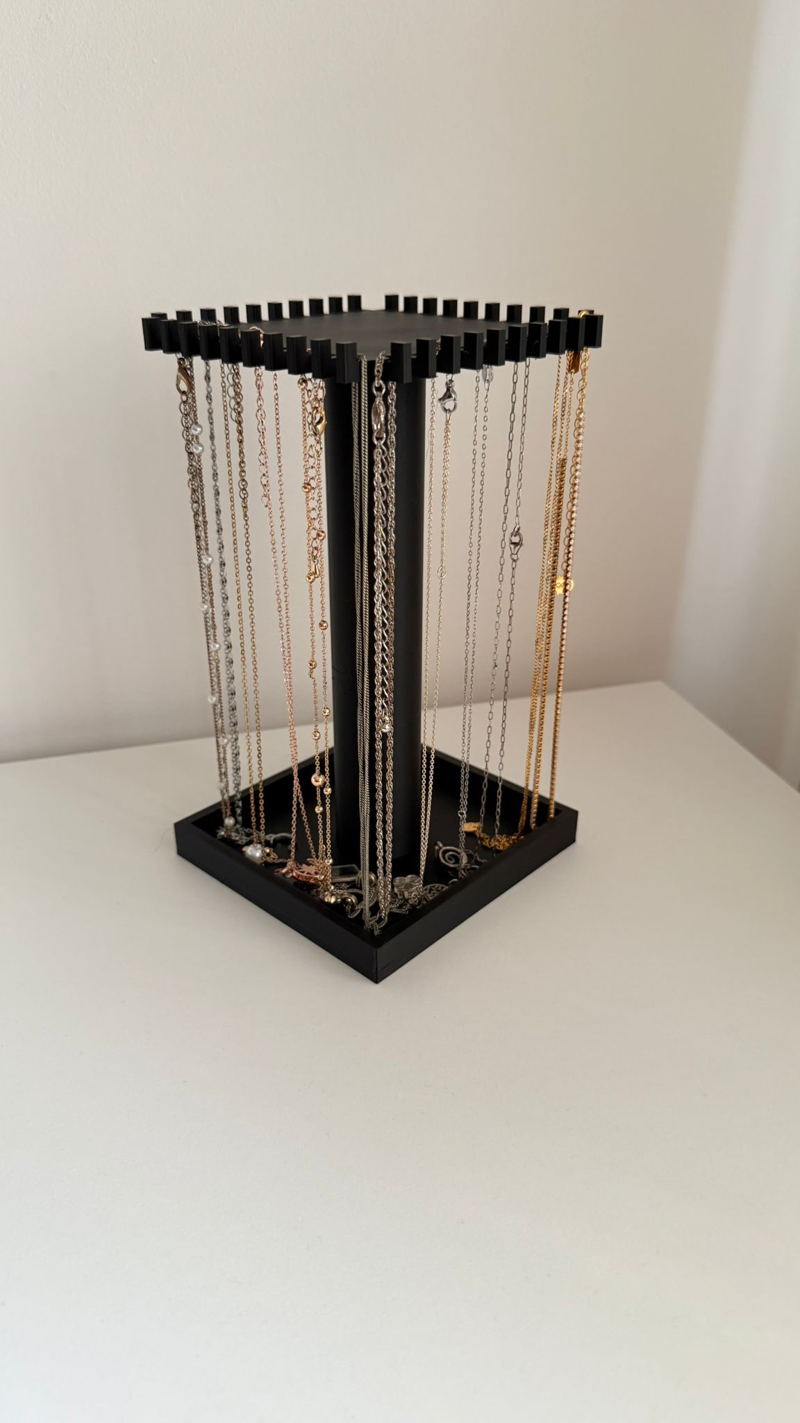 Minimalist Two-Piece Jewelry Stand
