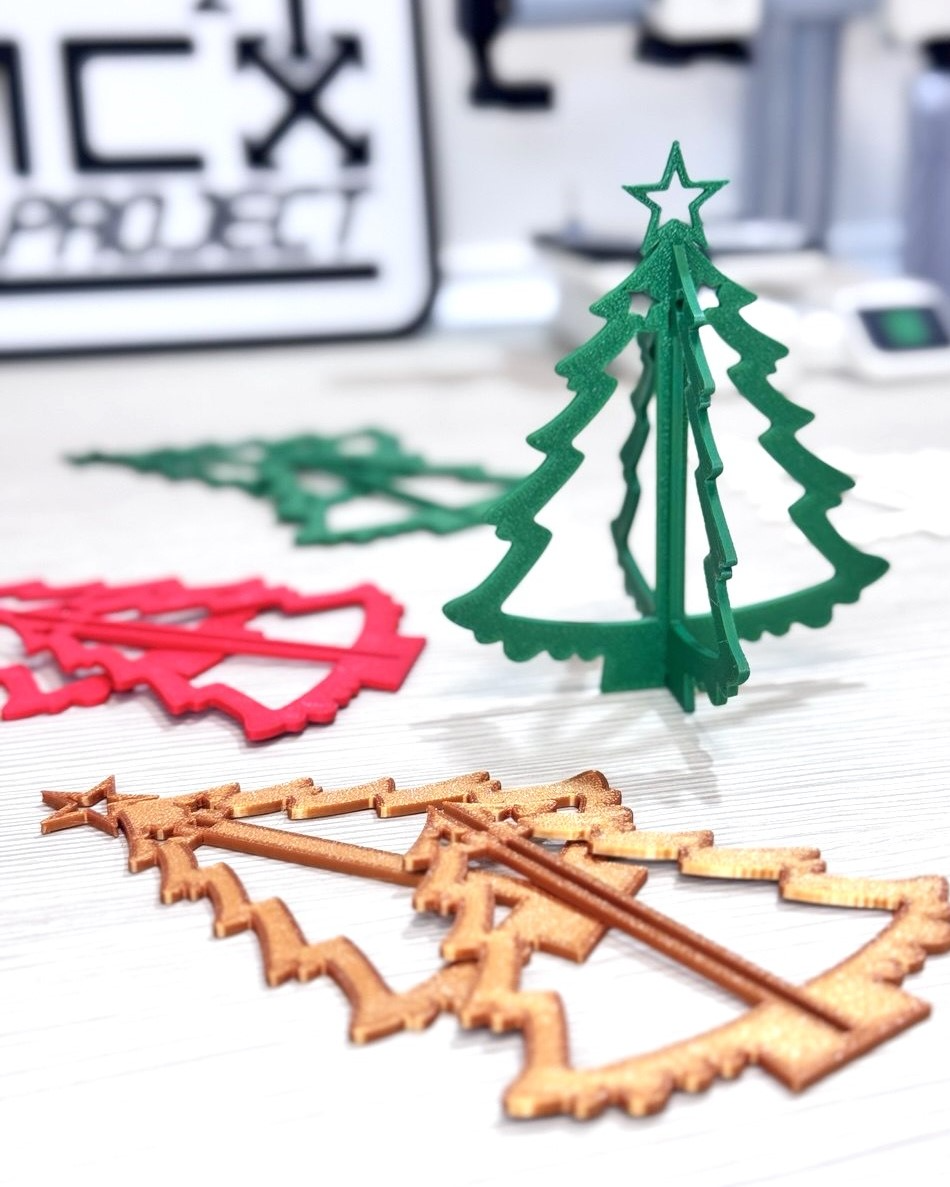 Christmas tree to assemble