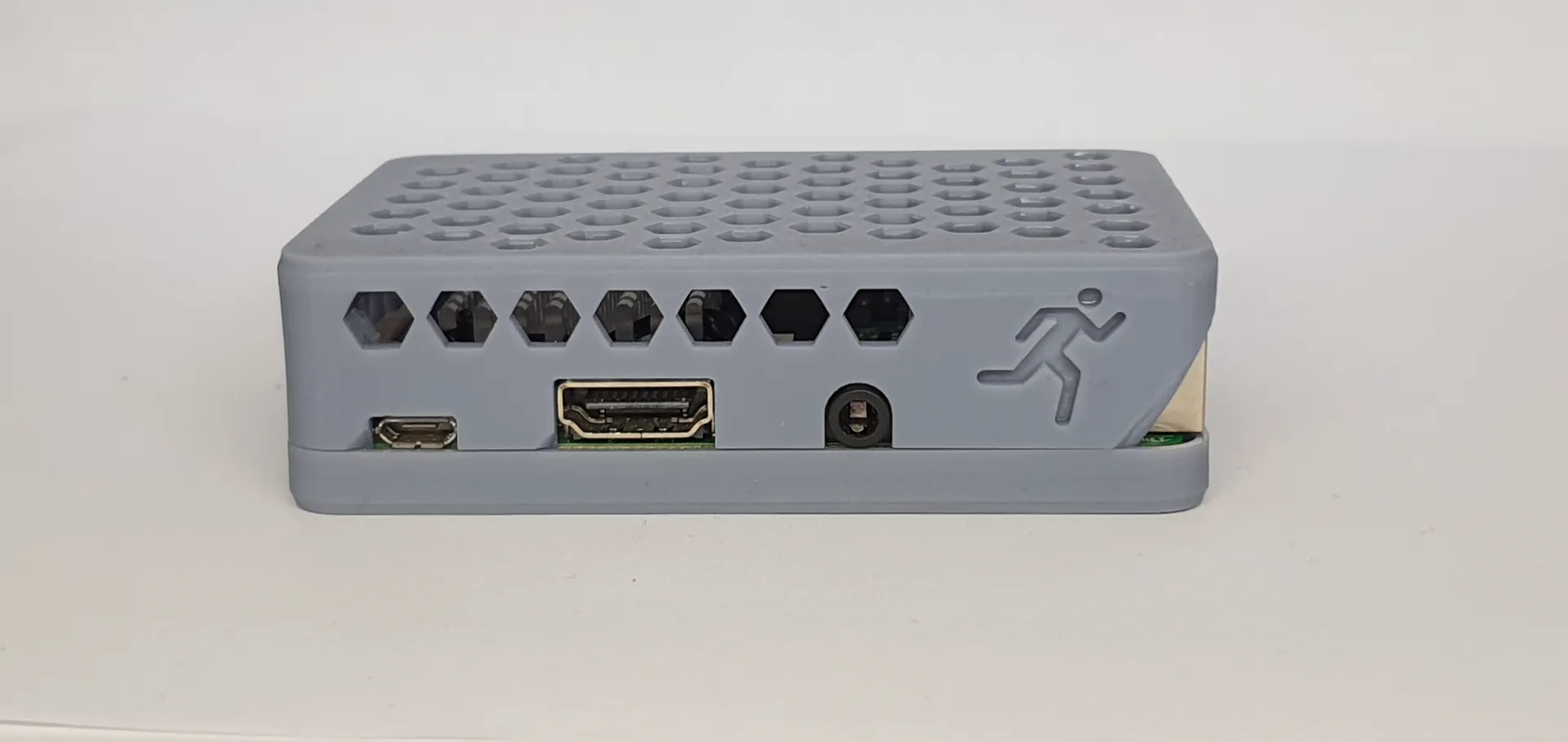 Cocoanix Case Pro V2 The NEW Case for Raspberry Pi