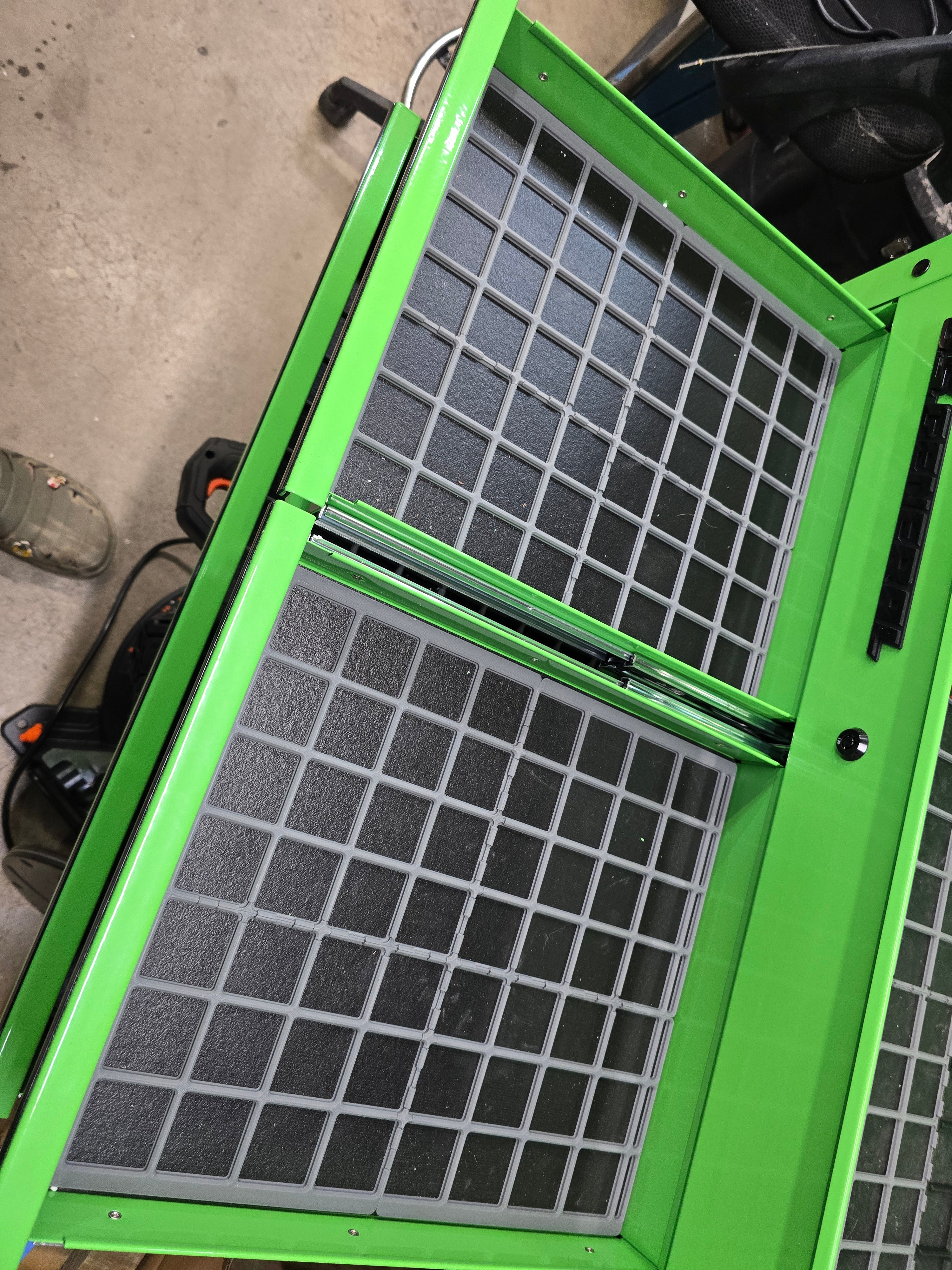 U.S. GENERAL 30 in., 4-Drawer Tech Cart Gridfinity