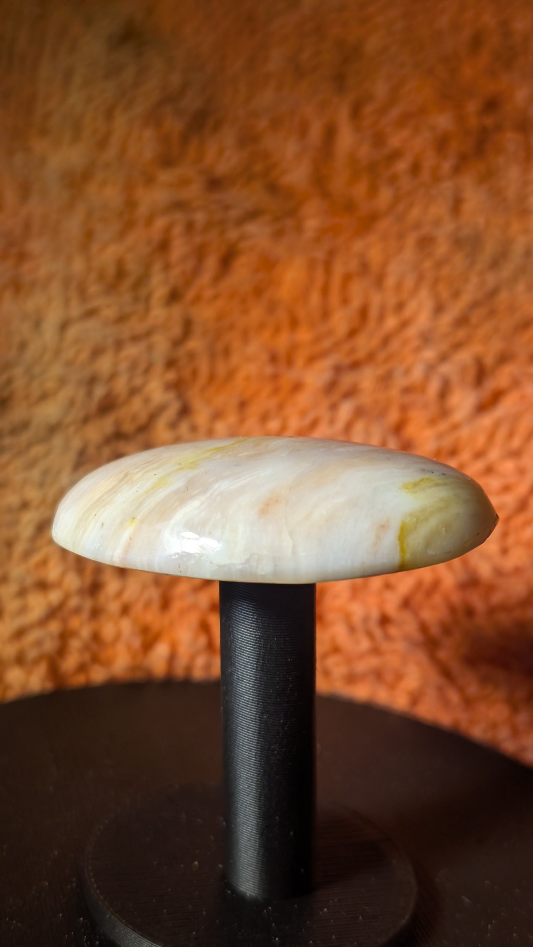 Cabochon photo display stand