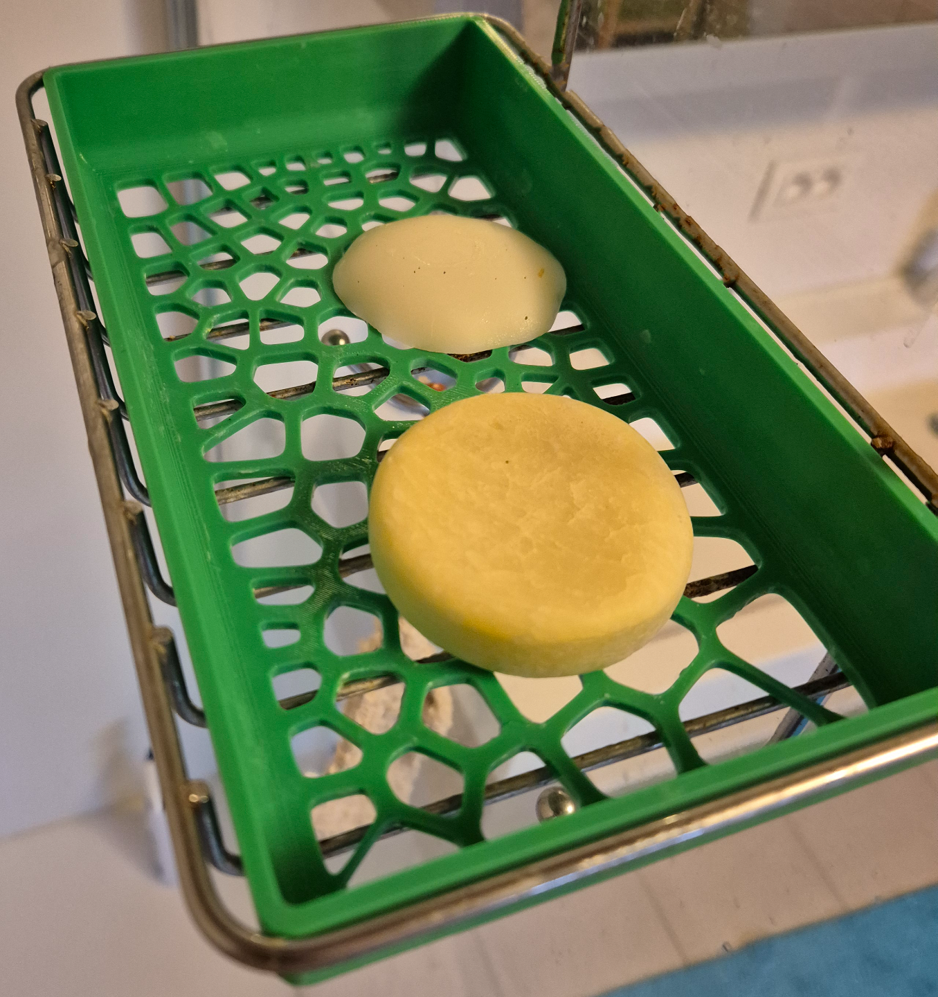 soap dish, fits in shower hanger
