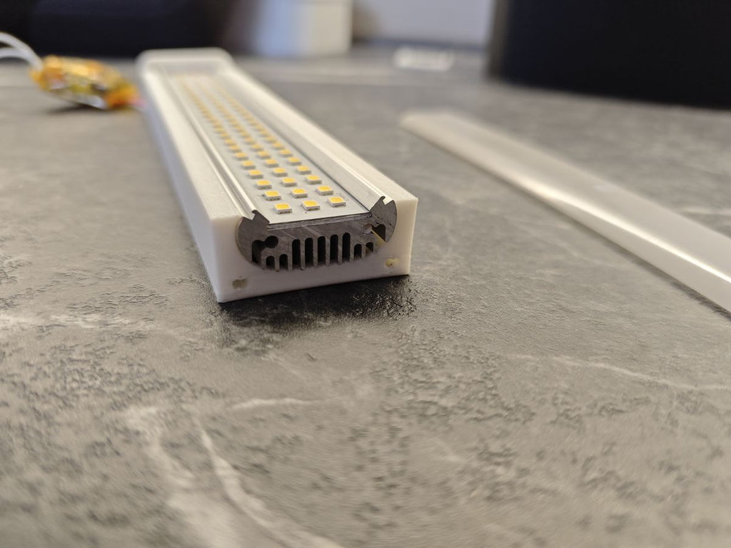 2528_Applique con led G23