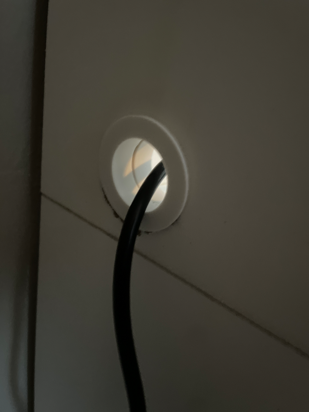 Cable grommet