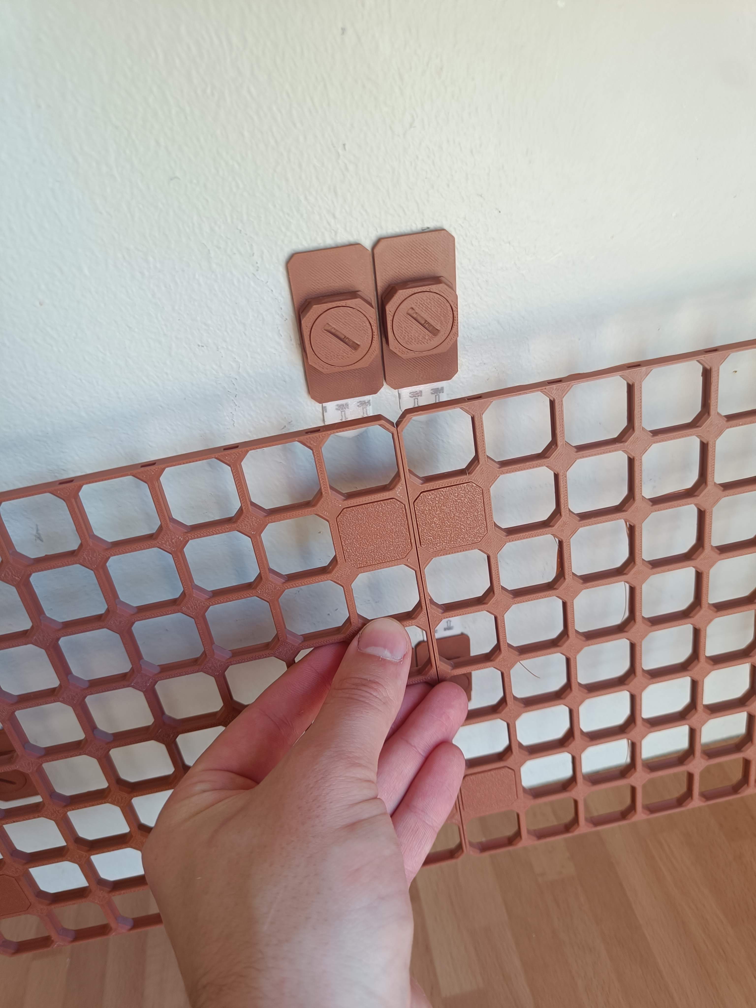 openGrid - Removable Medium Command Strip Mount