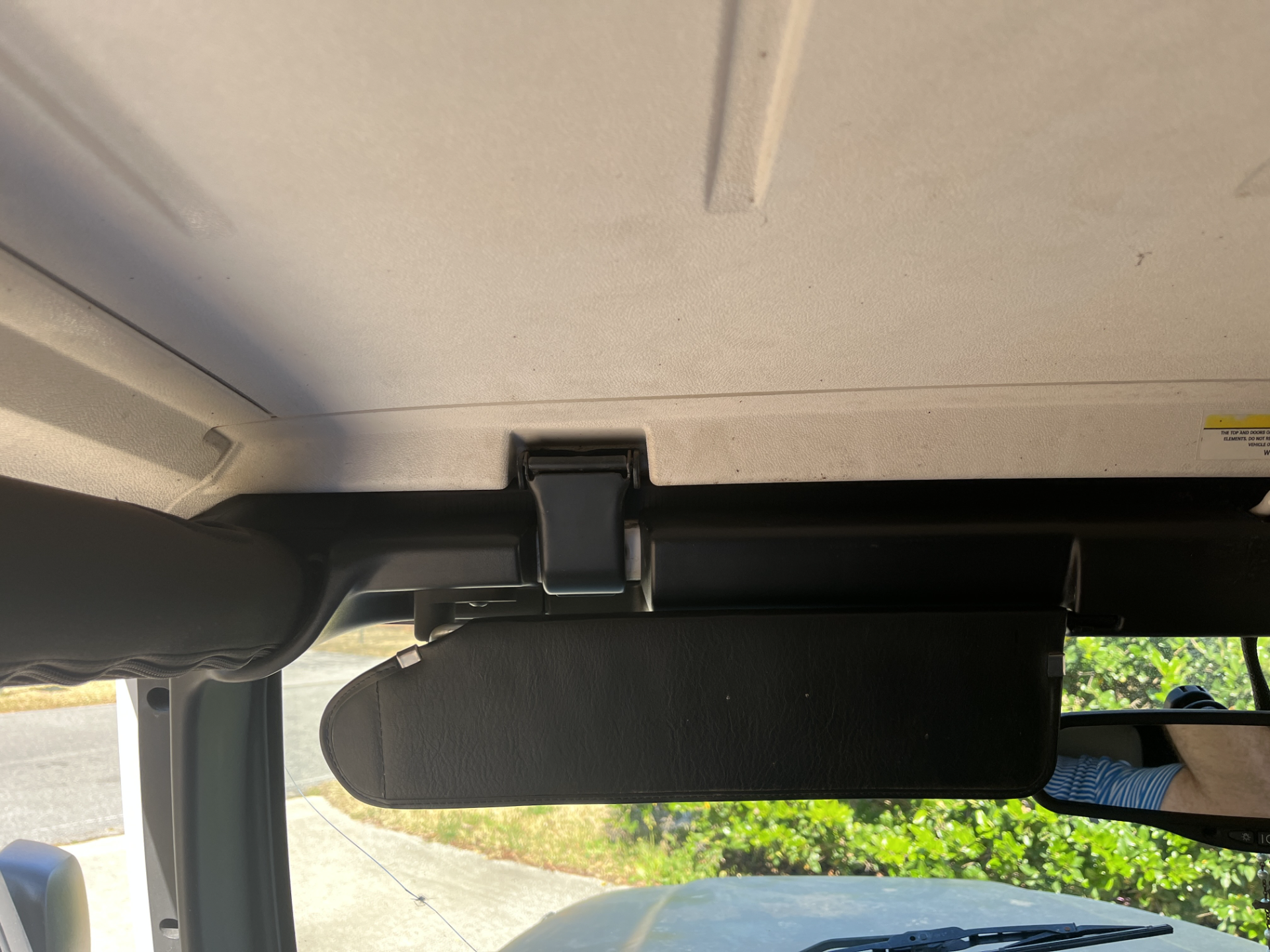 Jeep Wrangler 03-06 Visor Mount