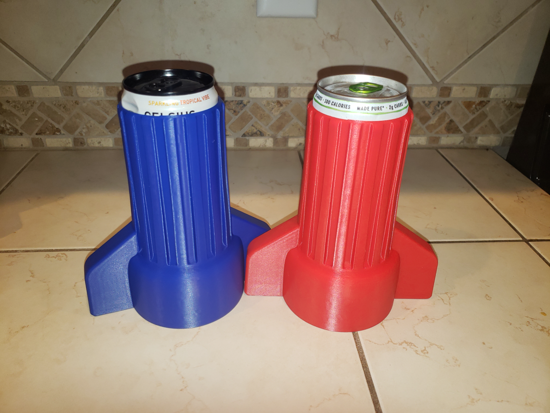Wire Nut White Claw / Celsius Drink Holder