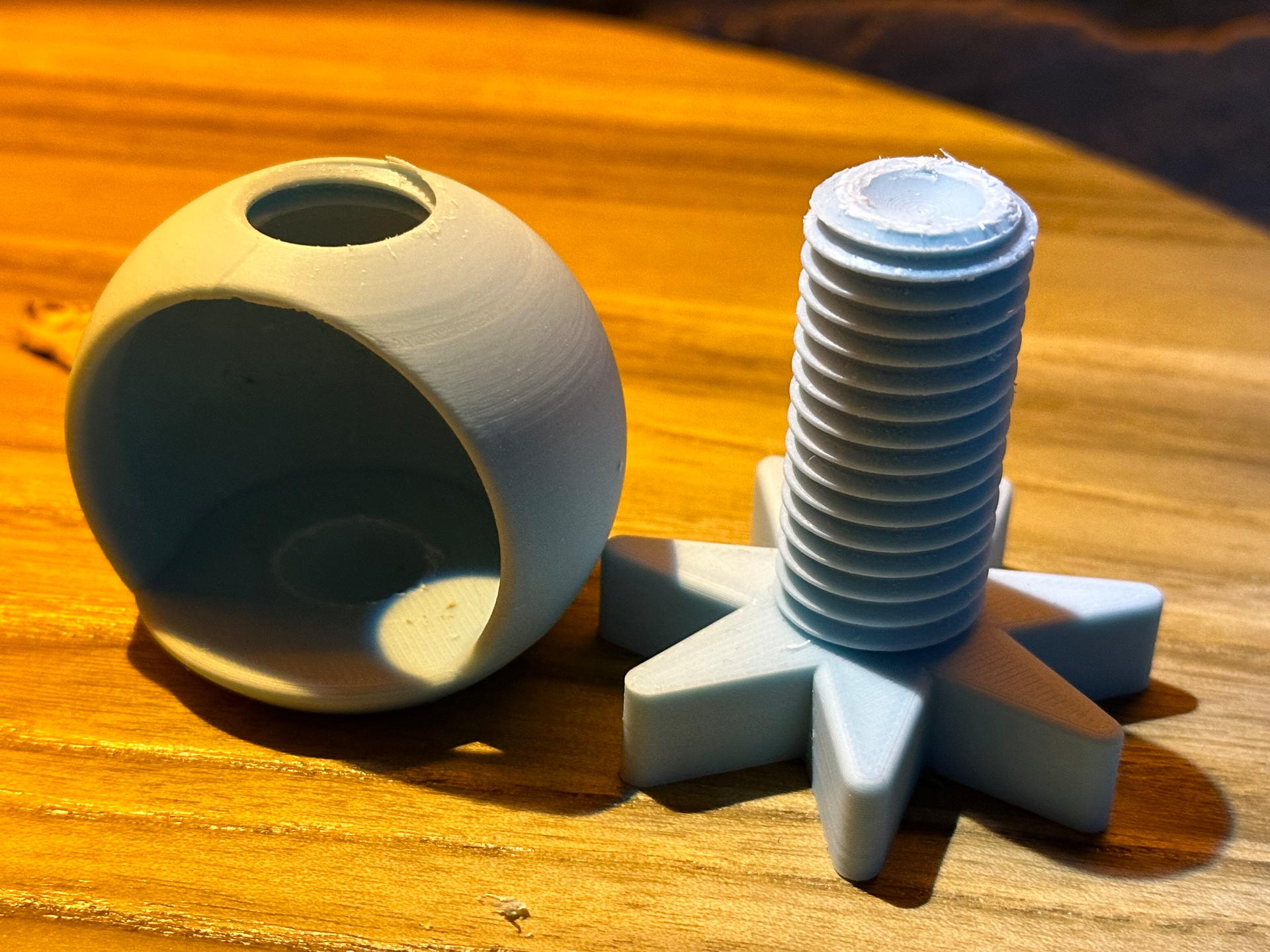 Stern-Knacker / Nut Cracker