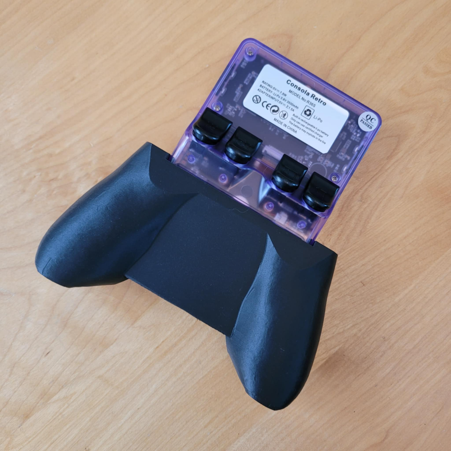 R36S Retro Gaming Console Grip - Pyreling Remix