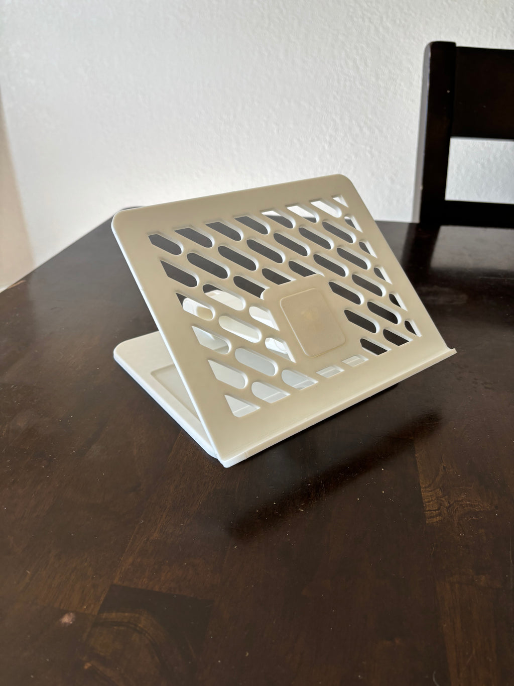 Adjustable iPad Stand