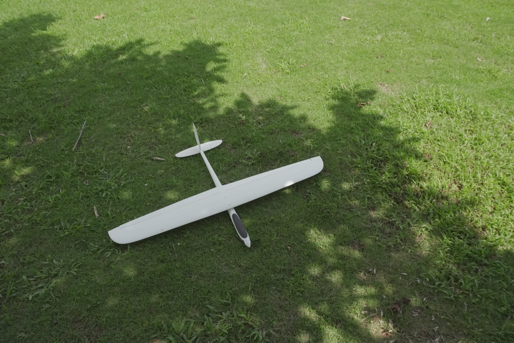 Breeze Model G [1 Meter SUB250 RC Glider]