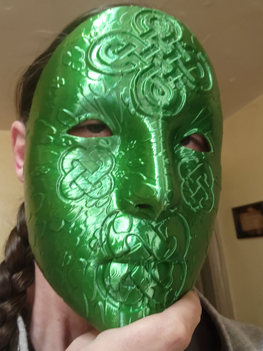 Celtic Clover Mask