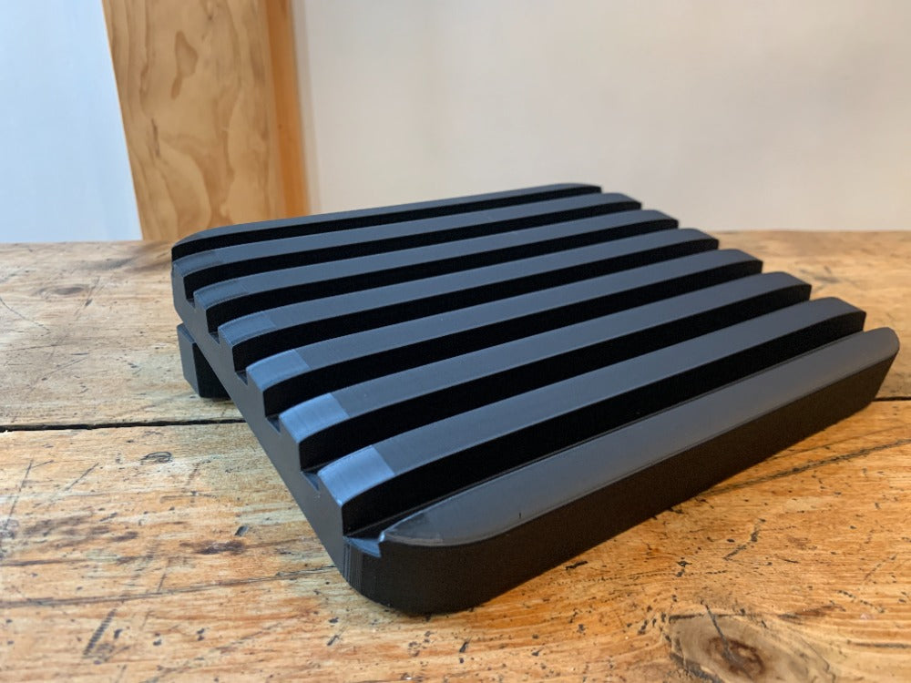 Challenge coin holder/display