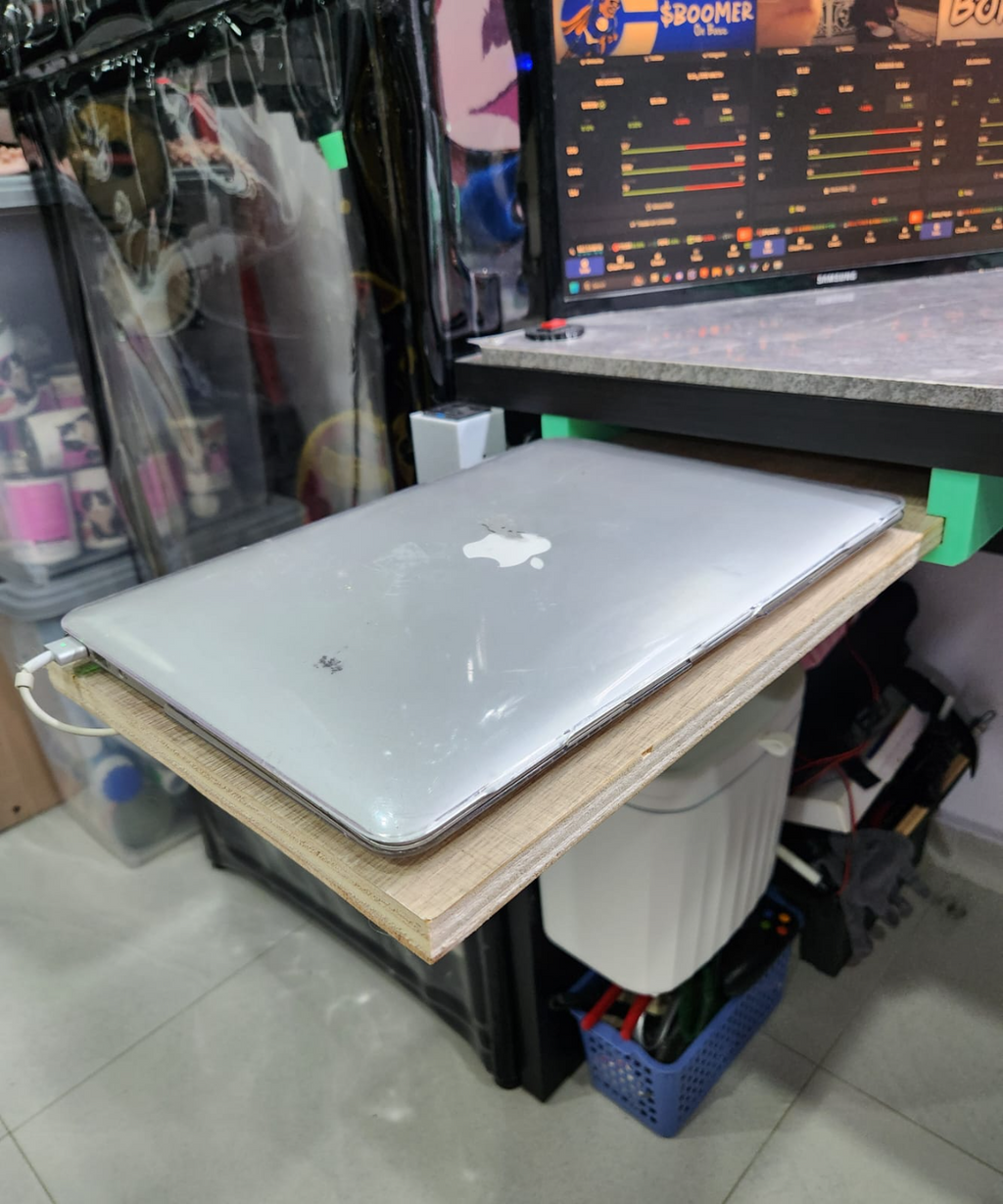 Pull Out Table Drawer For Macbook & Laptop
