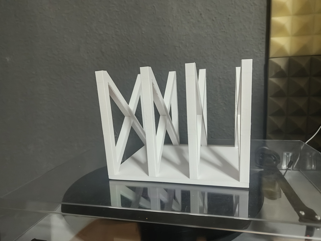 Vinyl Holder / Stand