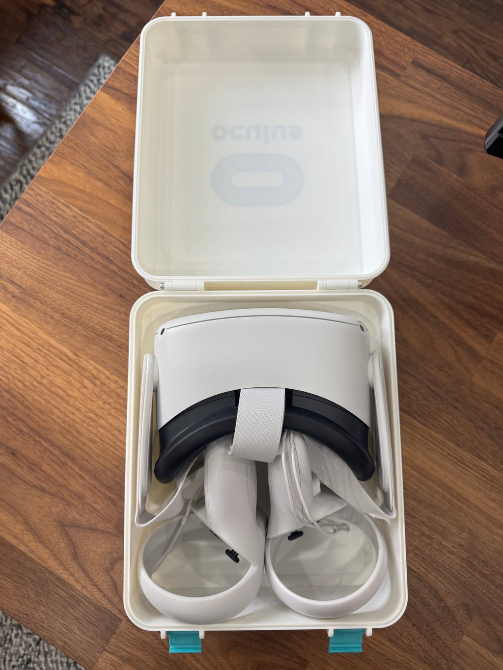 Storage case box for Oculus/Meta Quest 2